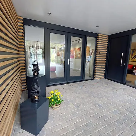 Galerie Maison D'art Bed & Breakfast *