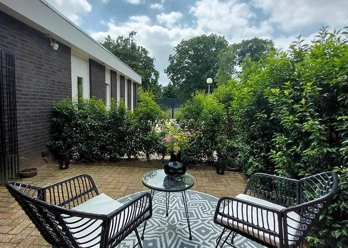 Konukevi Galerie Maison D'art Loft